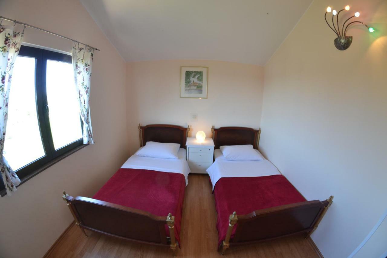 Apartman Jadranka Palit Exterior foto